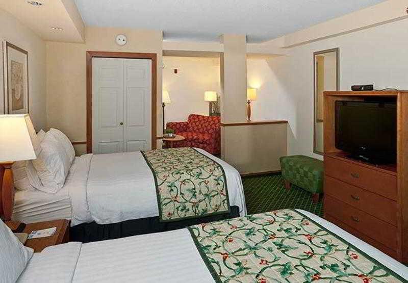Fairfield Inn & Suites By Marriott Brunswick Freeport Pokój zdjęcie