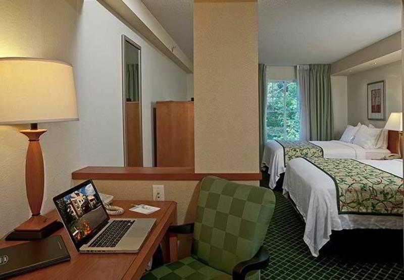 Fairfield Inn & Suites By Marriott Brunswick Freeport Pokój zdjęcie
